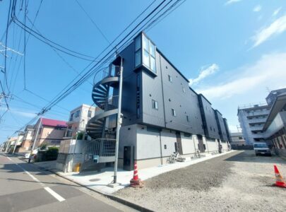 ＴＨＥ・ＢＡＳＥ（ザ・ベース）
